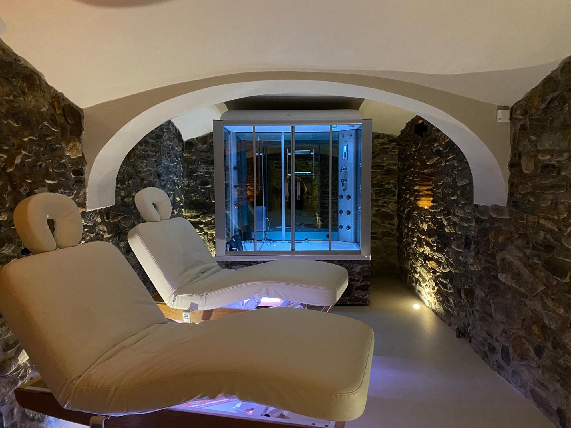 Apartmany & Wellness Revenite Jeseník エクステリア 写真